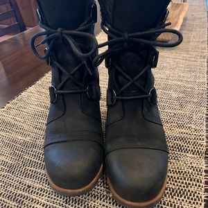 Joan of Arctic Wedge I Sorel boots